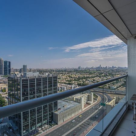 Higuests - Modern Studio With Incredible City Skyline View Dubai Buitenkant foto
