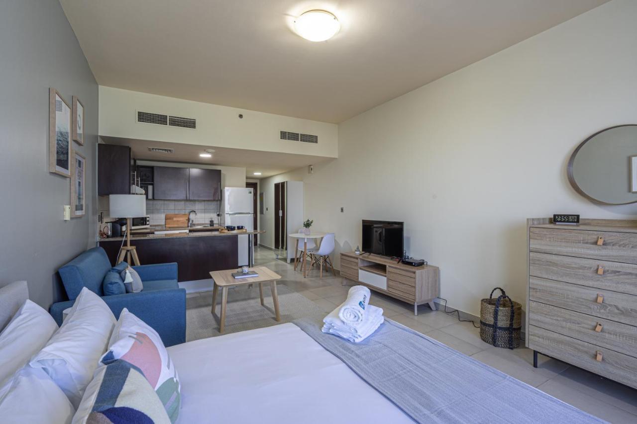 Higuests - Modern Studio With Incredible City Skyline View Dubai Buitenkant foto
