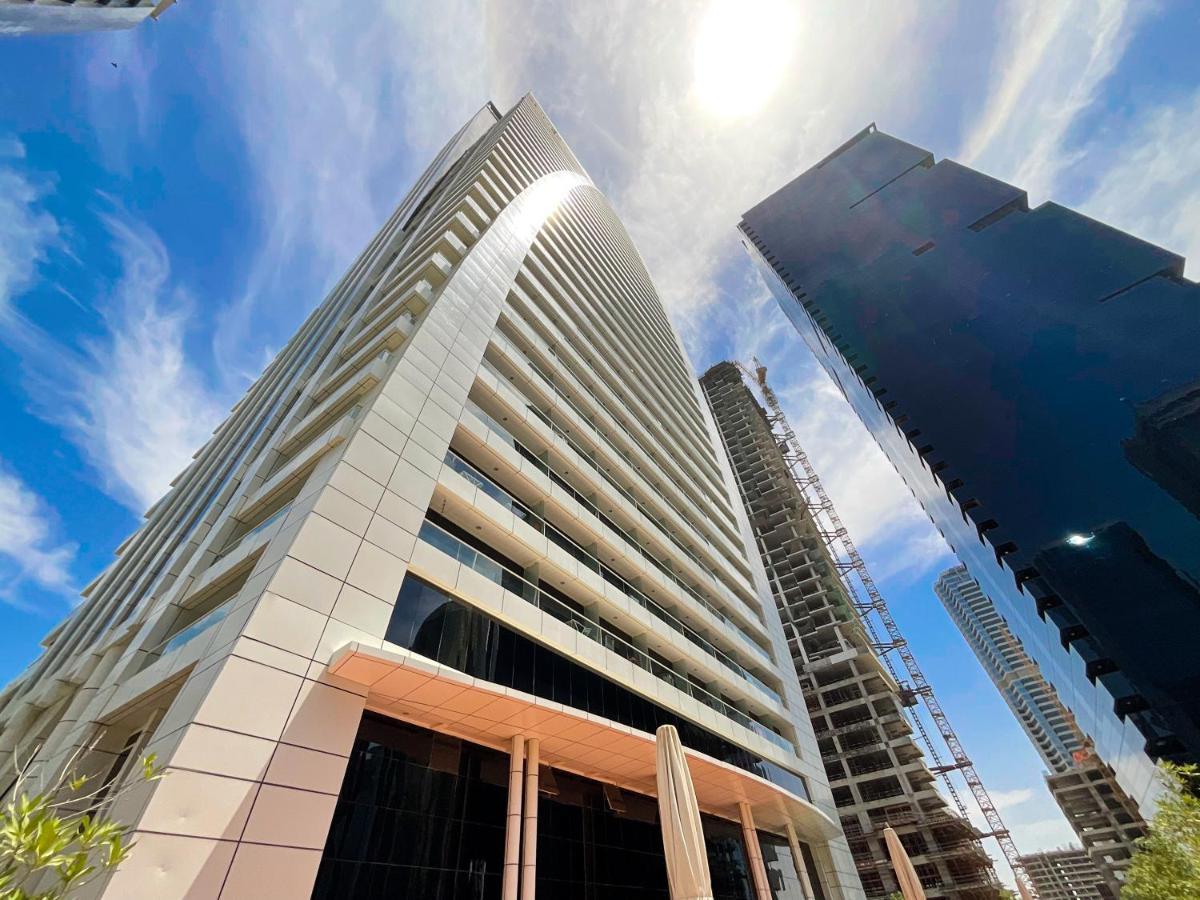 Higuests - Modern Studio With Incredible City Skyline View Dubai Buitenkant foto